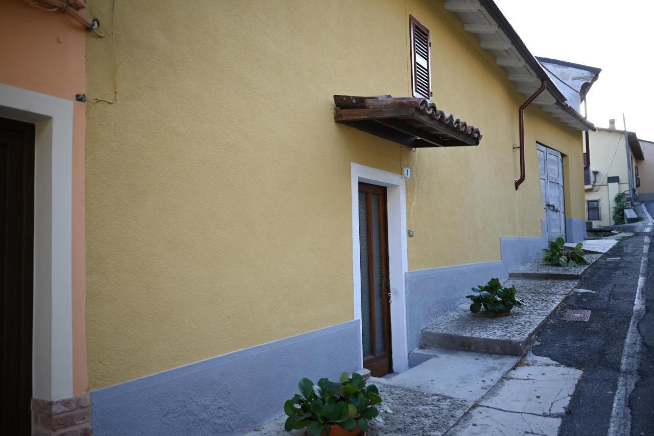 Appartamento Casa Di Lisa Ozzano Monferrato Esterno foto